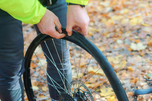 How to fix a bike puncture