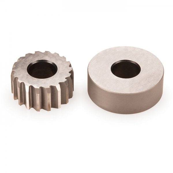 Park Tool 752 Reamer and Spacer Set for precise BB30 bottom bracket shells, used in bike workshop maintenance and fitting.