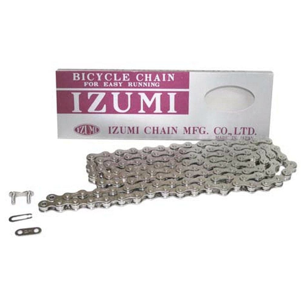 Izumi ES410 NP silver track chain for fixed gear and urban bikes, 1/2" x 1/8" components, shown in close-up.