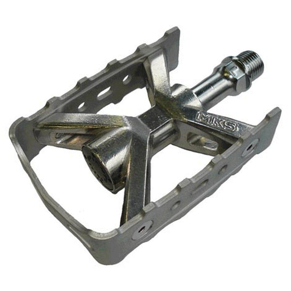 MKS Esprit road pedal with replaceable alloy cage, designed for smooth cycling performance and durable component use.