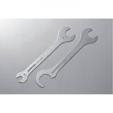 Shimano TL-FC31 2-piece spanner set for headset and pedal lockring adjustments, workshop tool for bicycle maintenance.