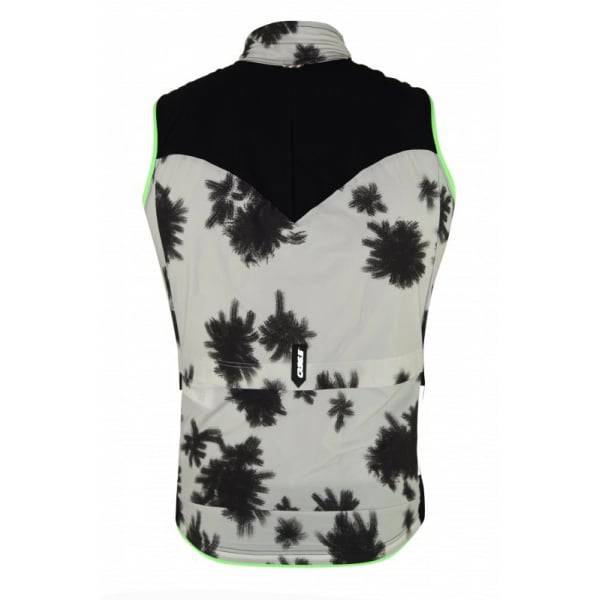Q36.5 L1 Essential Gilet vest, wind-resistant and breathable cycling clothing, shown on a model ready for riding.