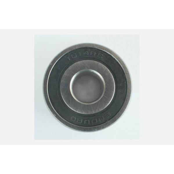 Enduro Bearings 1614 2RS ABEC 3 sealed cycling bearing, 9.25x28.57x9.52mm, close-up of bearing with rubber seals