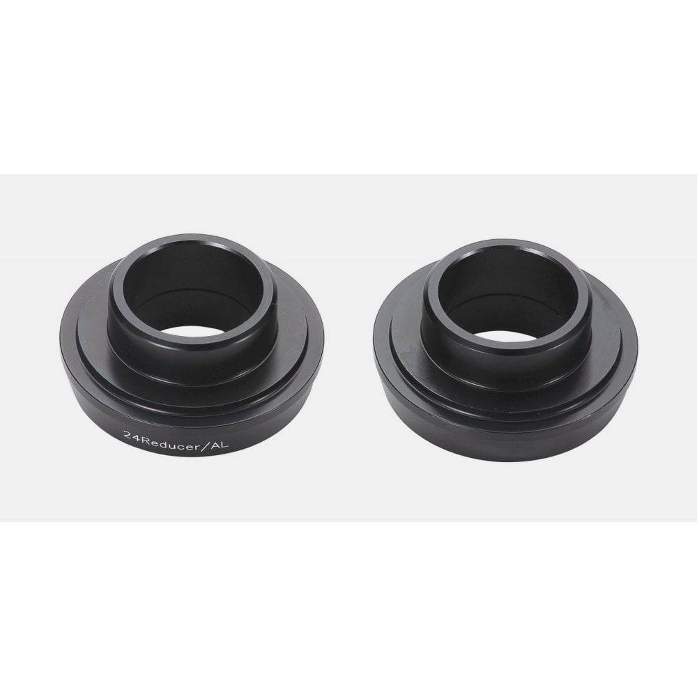 BBB BBO-16 BottomAdapt reducer for PF30 and BB30 cranks, 24mm spindle, shows a close-up of the bike crankset component.