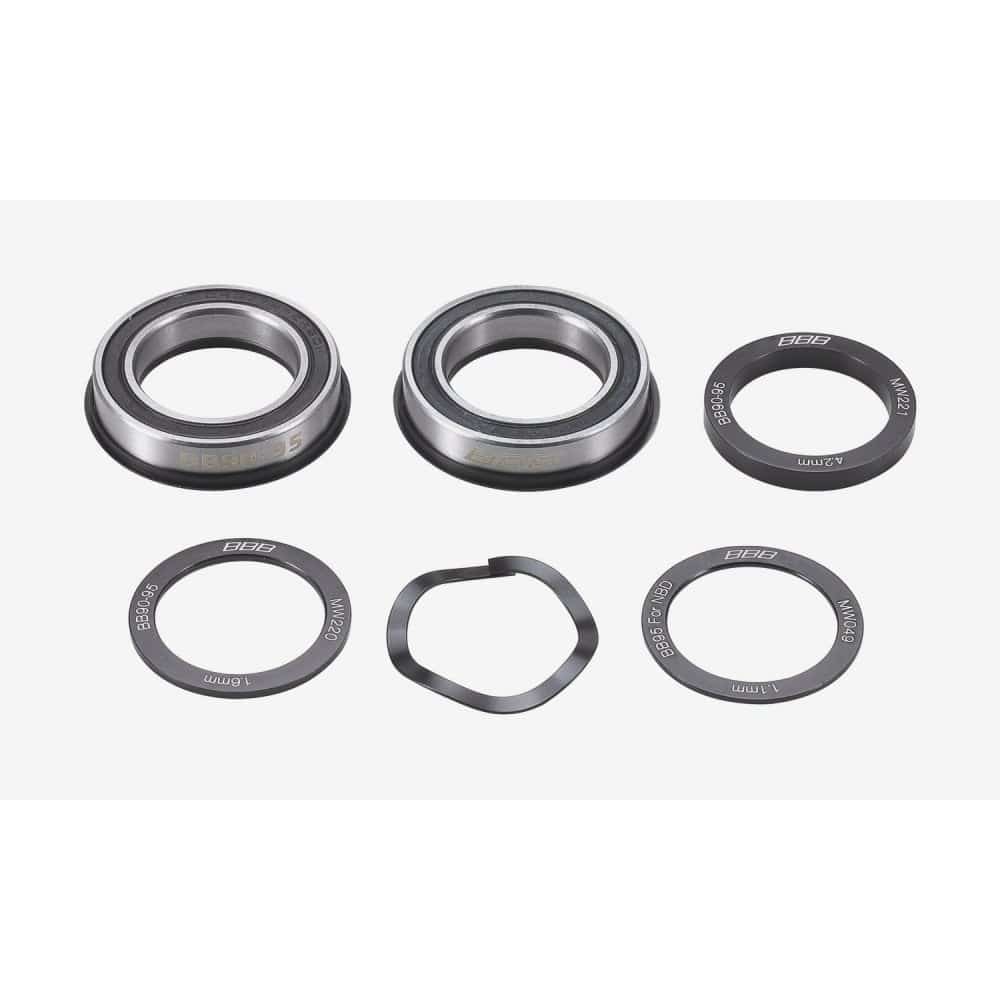 BBB BottomBear BB90 bottom bracket with Ø37mm shell and 24mm axle, featuring spacers for bicycle component installation.