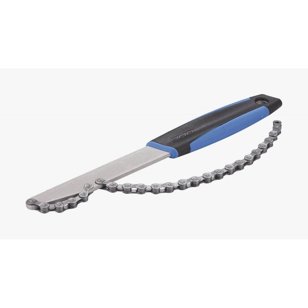 BBB BTL-11 workshop turntable freewheel turner tool for 7, 8, 9, or 10 speed sprockets, shown in a workshop setting