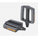 BBB BPD-44 SteadyRider trekking pedals with anti-slip grip and dual reflectors, suitable for cycling components.