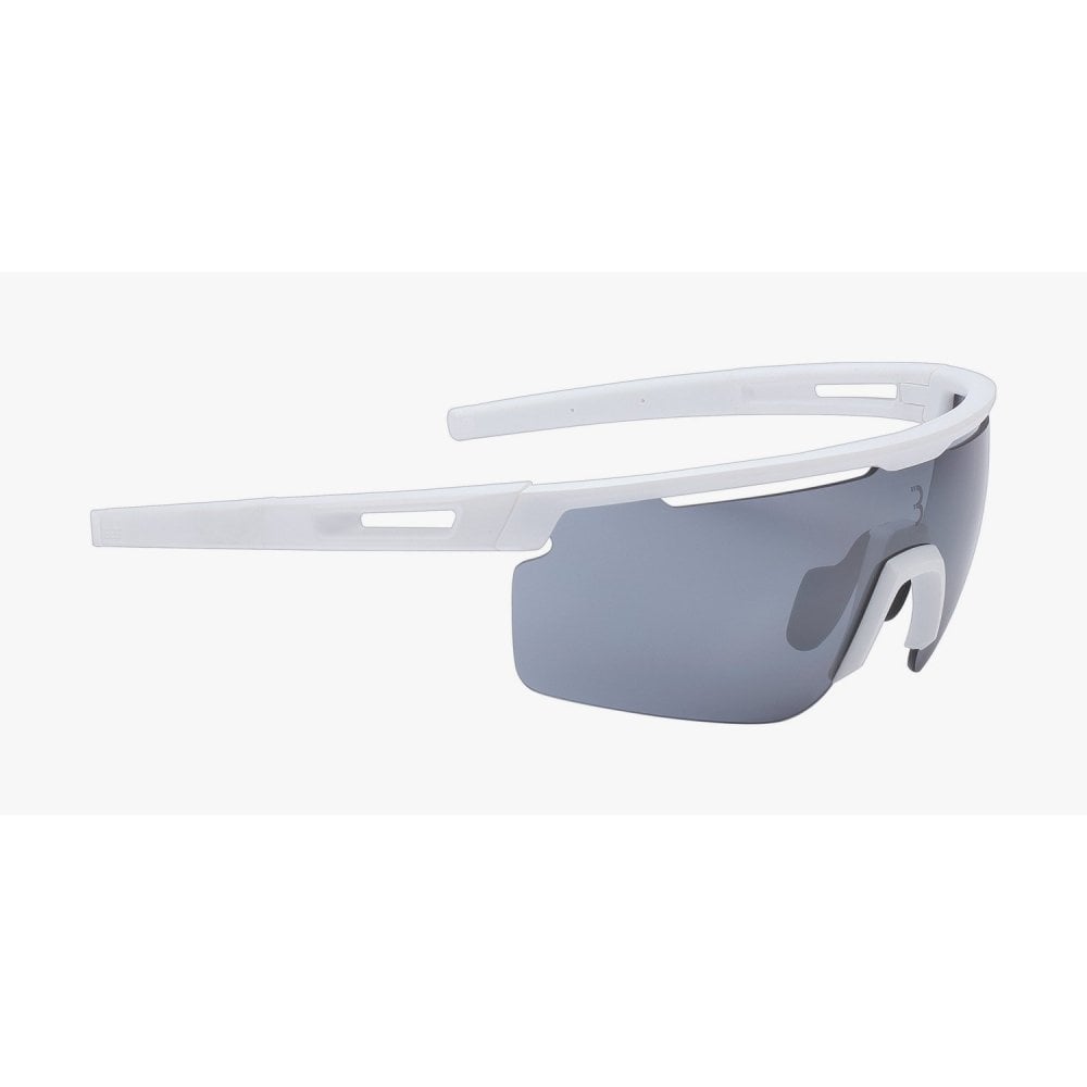 BBB Avenger Sport Glasses BSG-57 with interchangeable lenses, lightweight eyewear designed for active sports and outdoor activities.