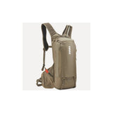 Thule Rail hydration backpack with CE certified spine protector and 2.5L reservoir, designed for outdoor activities and cycling.