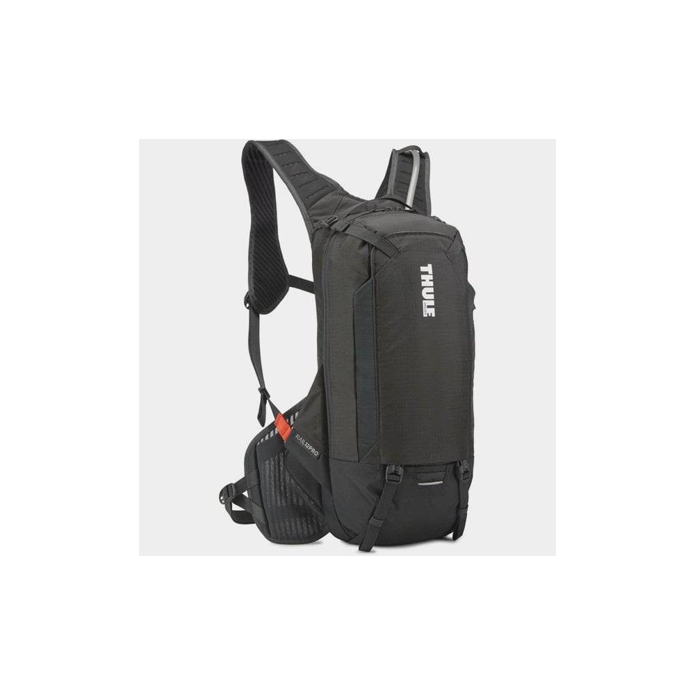 Thule Rail hydration backpack with CE certified spine protector and 2.5L water reservoir, outdoor accessories for cycling and hiking