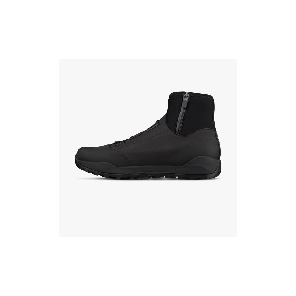 Fizik X2 Terra Clima waterproof MTB shoes with breathable design and rugged outsole for mountain biking.
