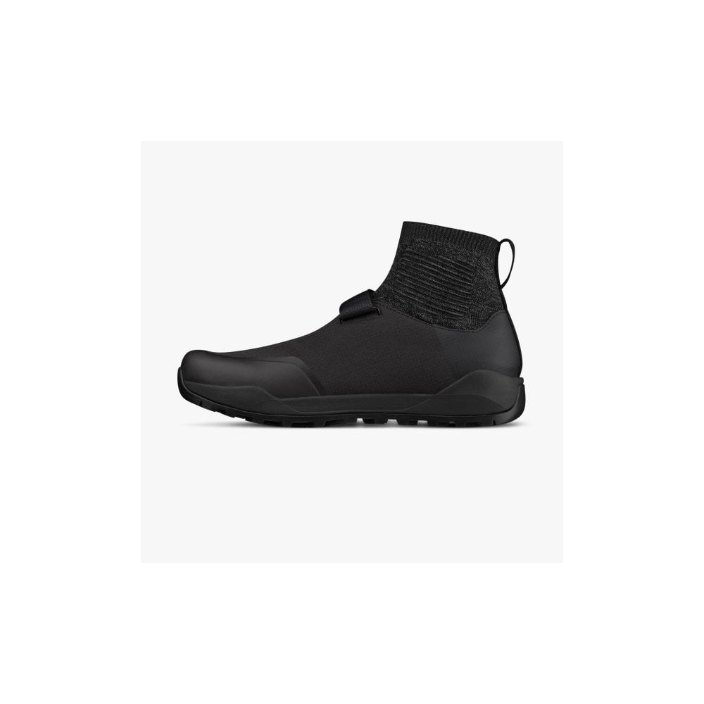Fizik X2 Terra Clima waterproof breathable MTB shoes for mountain biking, featuring rugged design and secure fit.