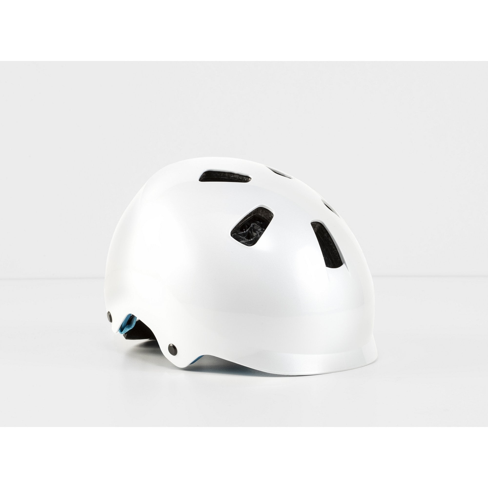 Bontrager Jet WaveCel kids bike helmet with magnetic buckle and crash replacement guarantee, featuring vibrant colors and ventilation.