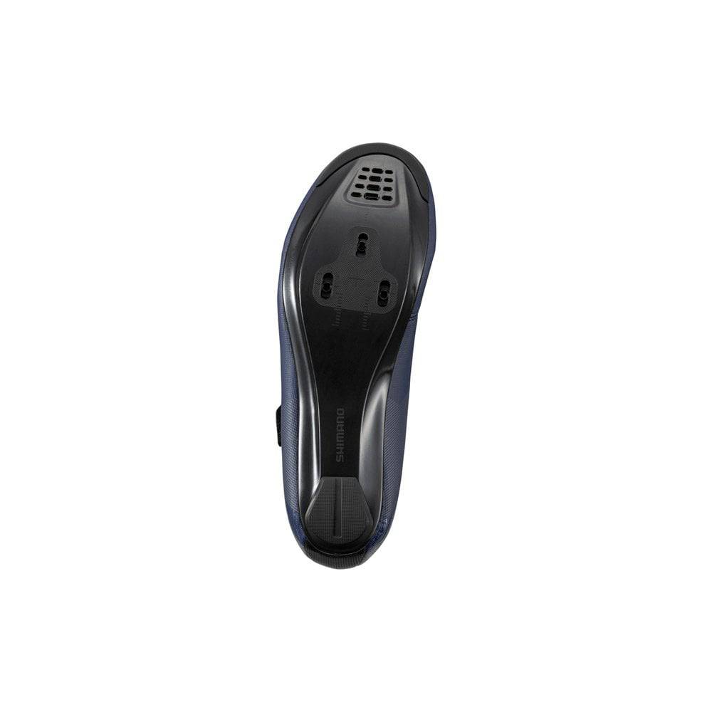 Shimano RC1 SPD-SL road cycling shoes with reflective straps, lightweight and aerodynamic for competitive cycling.