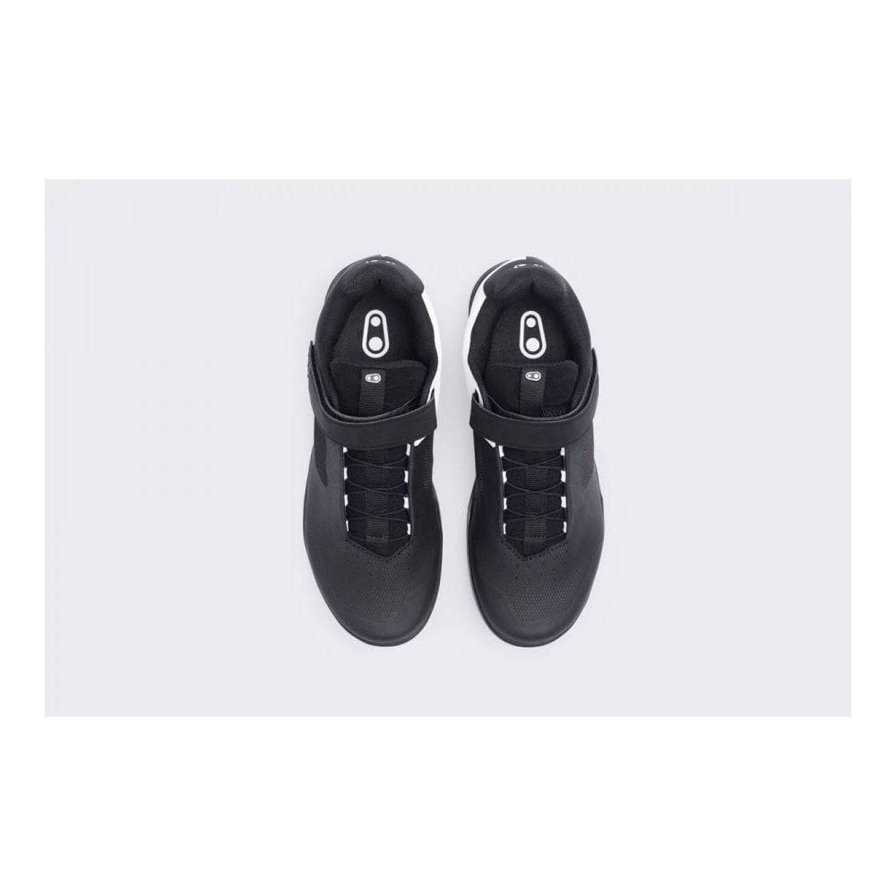 Crank Brothers Mallet Speedlace MTB shoes with Match Box outsole, designed for trail riding and mountain biking.