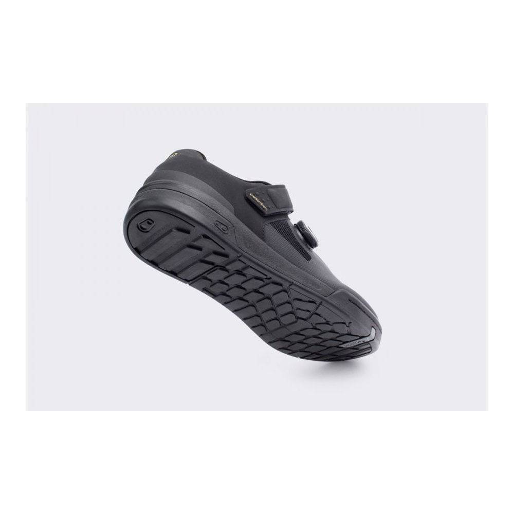Crank Brothers Stamp BOA unisex mountain biking shoes with trail grip and BOA lacing system, designed for MTB and trail riding.