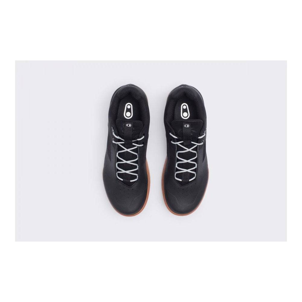 Crank Brothers Mallet BOA MTB shoes with Match Box sole for mountain biking, featuring black design and secure closure system.