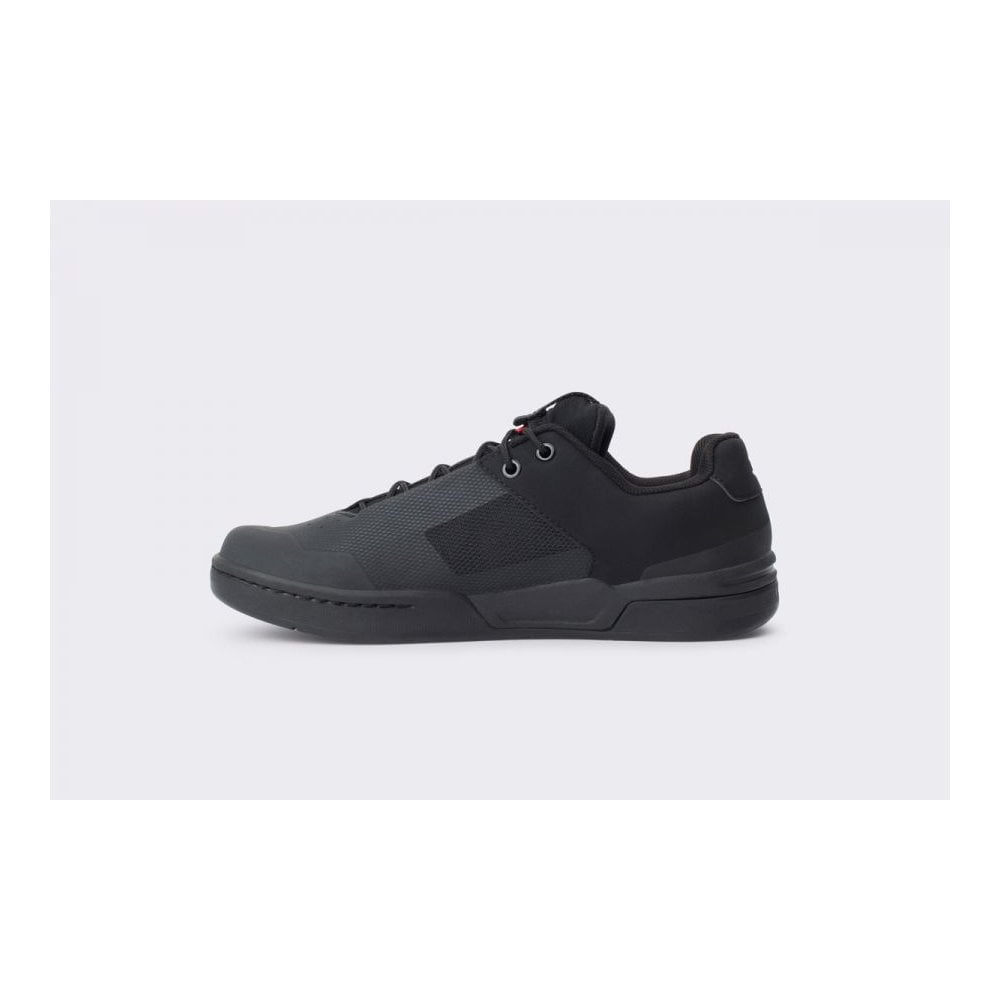 Crank Brothers Mallet BOA MTB shoes with Match Box sole for mountain biking, showing black and gray cycling footwear with BOA dial.