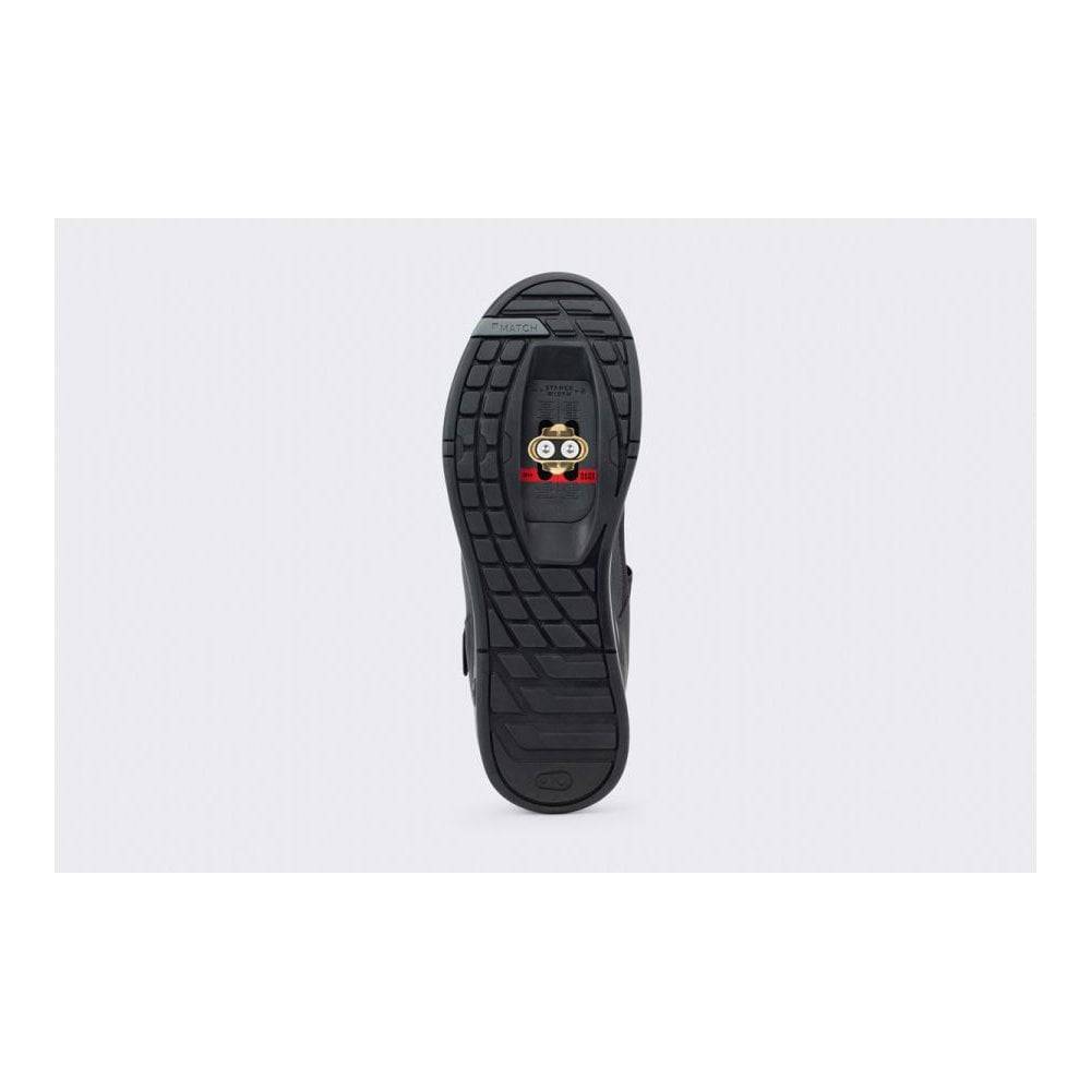 Crank Brothers Mallet BOA MTB shoes with Match Box sole for mountain biking, featuring adjustable BOA closure and rugged design.