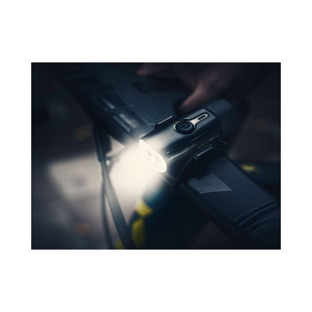 Topeak HeadLux 100 USB bike light with 100 lumens, front bicycle light, rechargeable via USB, black and compact design