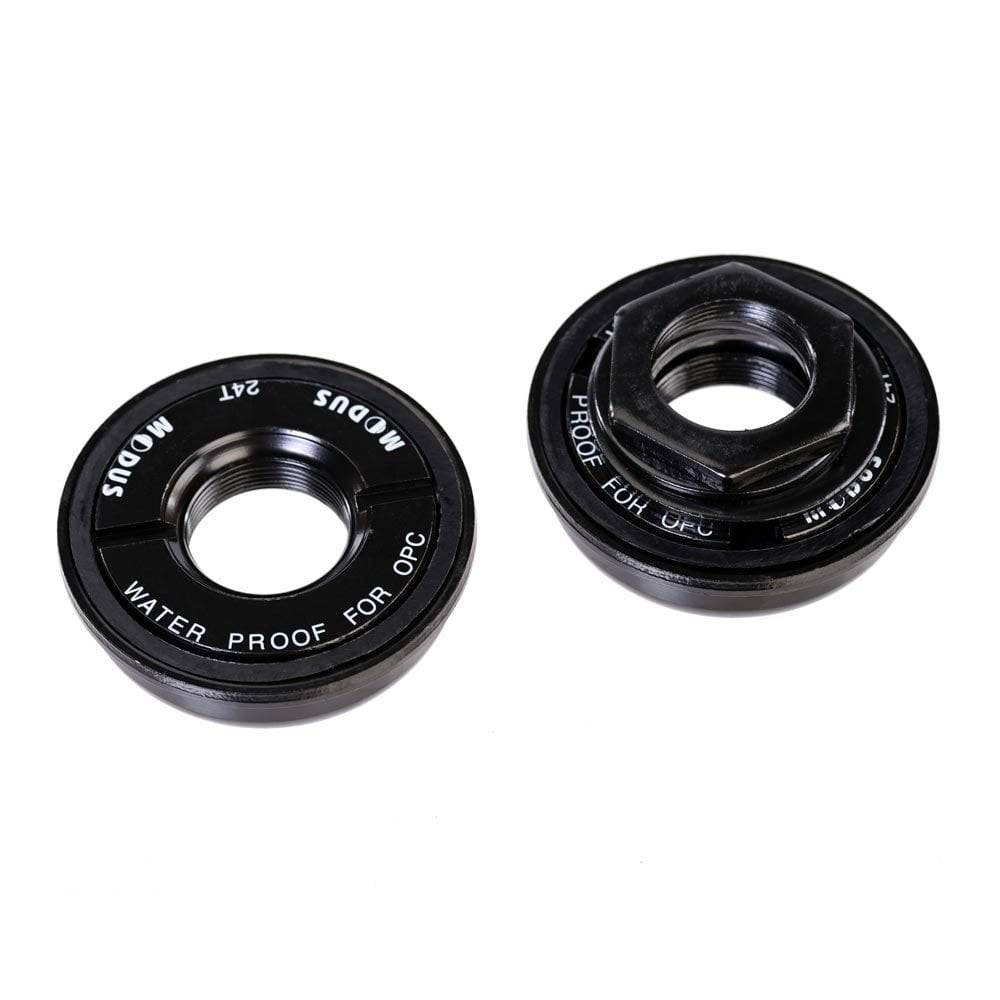 4-Jeri Smart Arse BMX bottom bracket with adjustable bearings and 24TPI threading, showcasing durable bike component details.