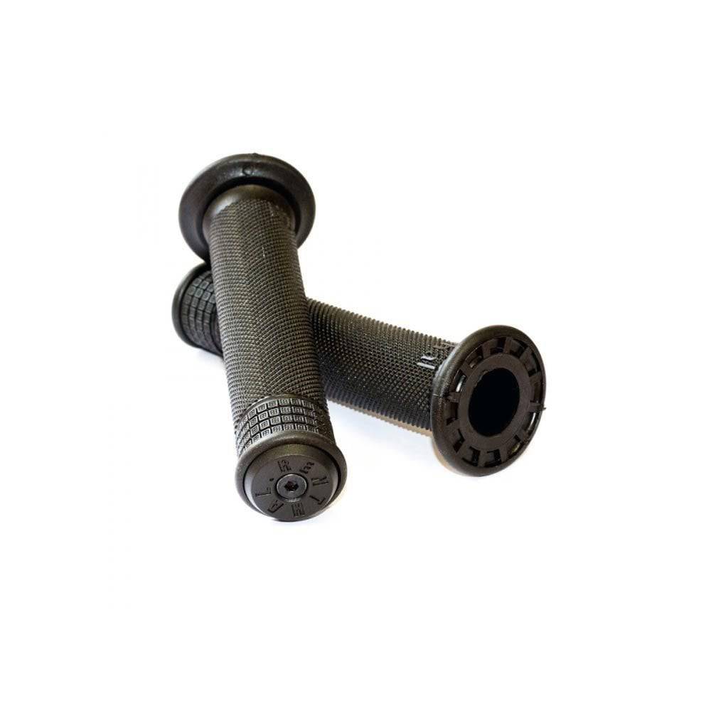 Renthal Push-On MTB grips with Ultra Tacky™ compound for enhanced bike control and superior grip on mountain bikes.