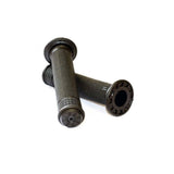Renthal Push-On MTB grips with Ultra Tacky™ compound for enhanced bike control and superior grip on mountain bikes.