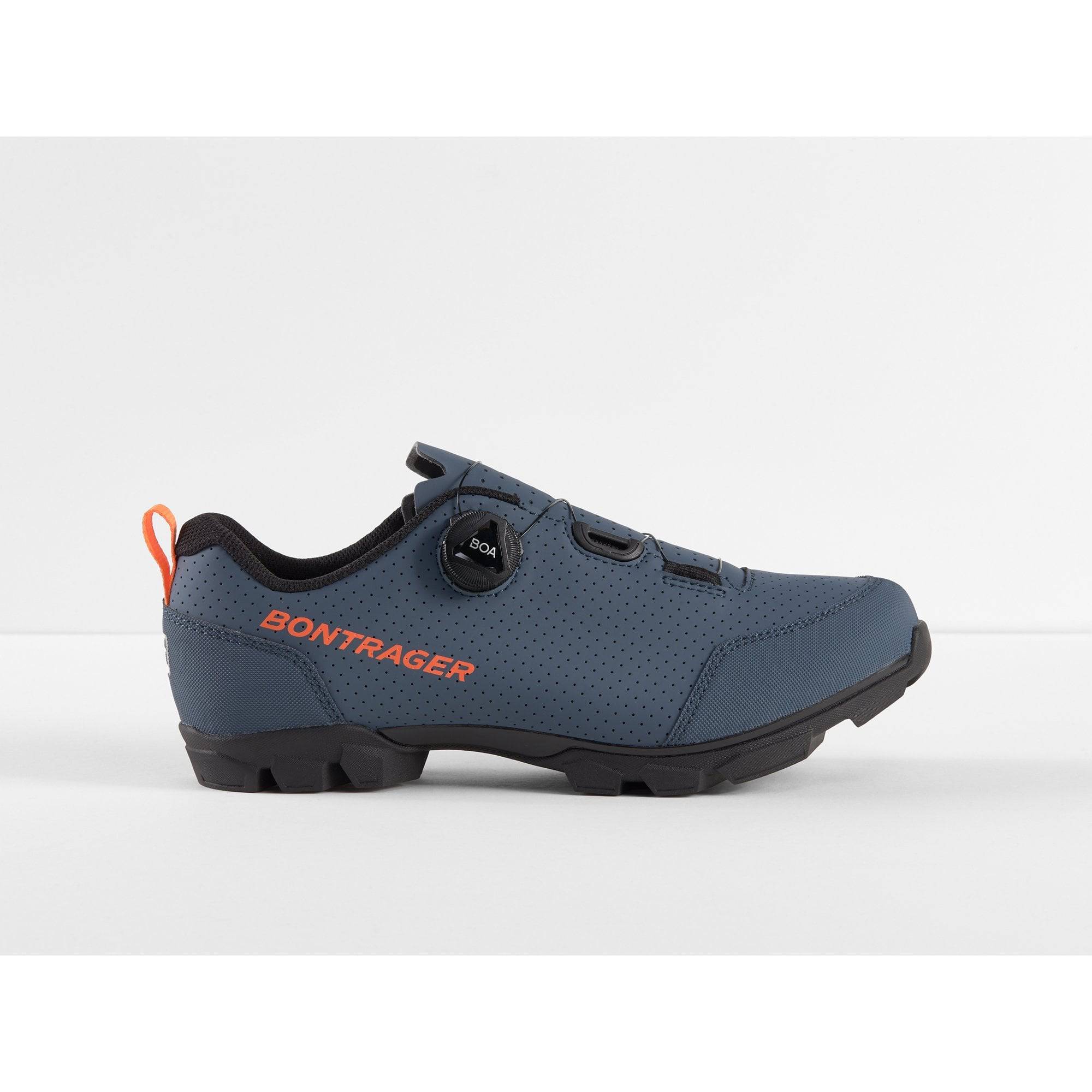 Bontrager Evoke MTB mountain bike shoes with BOA L6 dial and SPD cleat compatibility, featuring durable outdoor cycling footwear