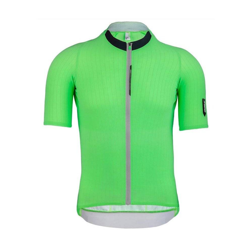 Q36.5 lightweight short sleeve cycling jersey with thermoregulation and UV protection, made for comfortable riding.
