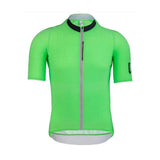 Q36.5 lightweight short sleeve cycling jersey with thermoregulation and UV protection, made for comfortable riding.