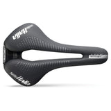 Selle Italia Max Flite Boost Gel TI316 Superflow black bike saddle with 155mm width, ergonomic design for road cycling.