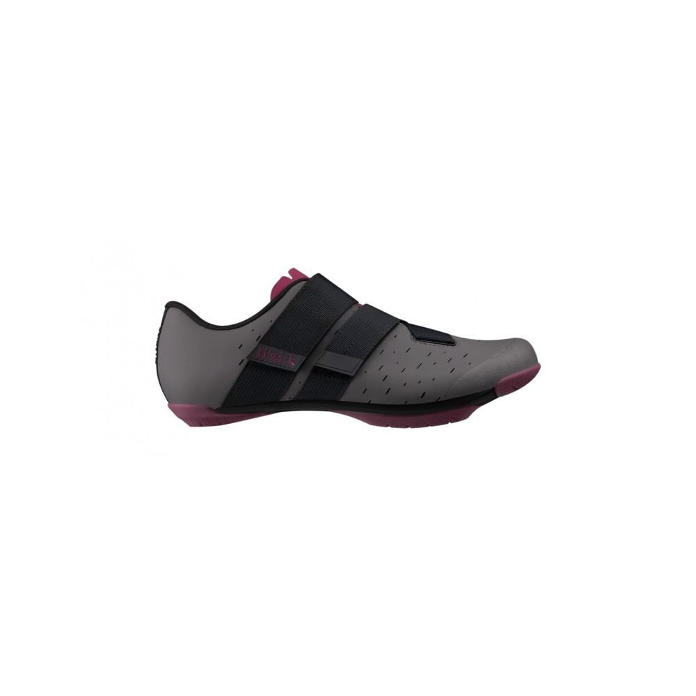 Fizik X4 Terra MTB shoes for gravel and mixed-terrain cycling, featuring Powerstrap closure system and durable outdoor-ready design.
