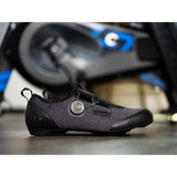 Shimano IC5 MTB shoes with BOA L6 dial closure, antibacterial treatment, black cycling shoes for mountain biking.