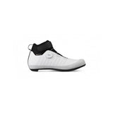Fizik Tempo Artica R5 GTX winter cycling shoes, waterproof and insulated, designed for road cycling, with a sleek black and gray finish.