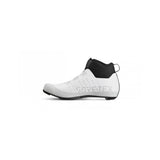 Fizik Tempo Artica R5 GTX winter road cycling shoes with waterproof and insulated design, suitable for cold weather cycling.