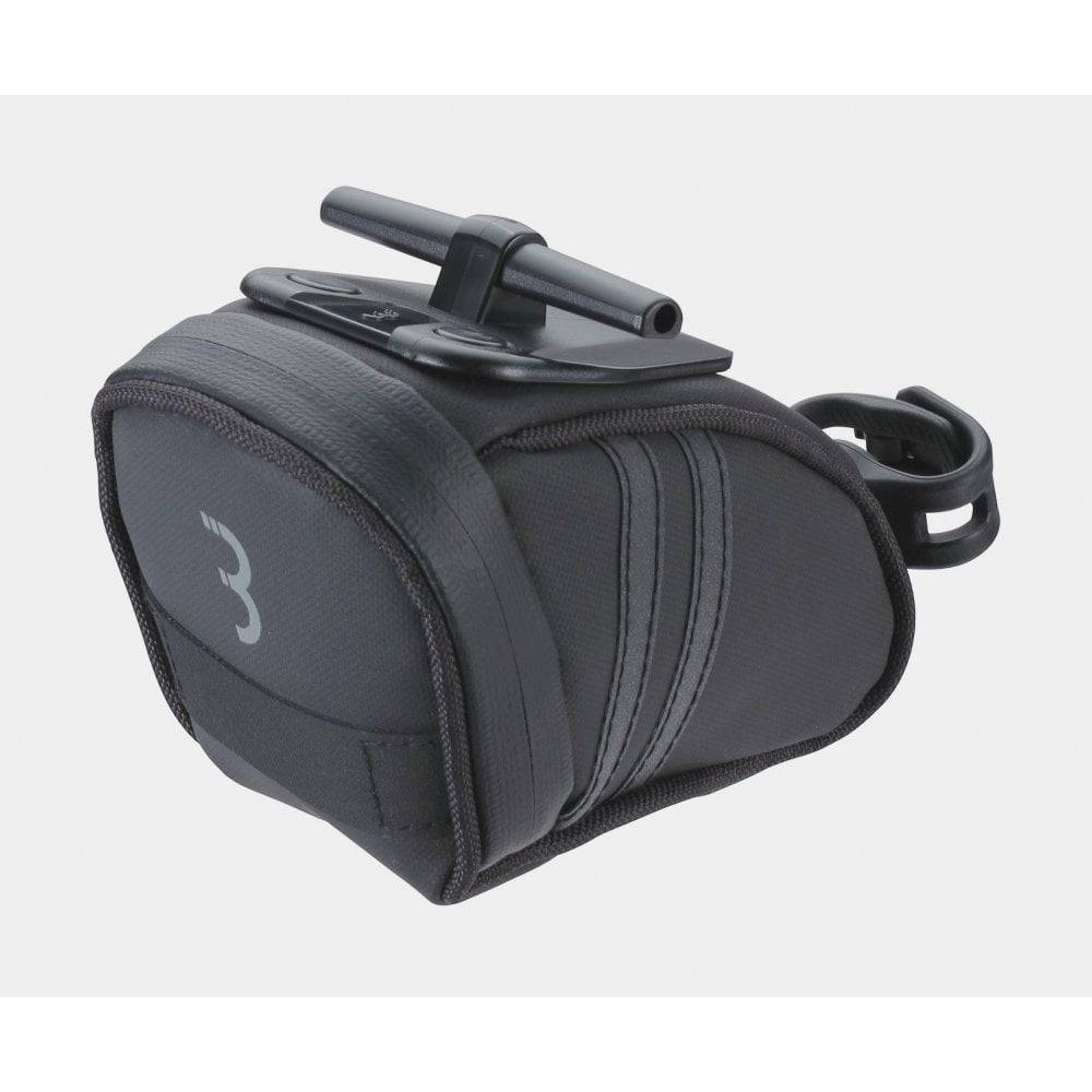 BBB BSB-13 CurvePack Reflect Saddle Bag small with T-buckle mounting system for bike accessories, featuring reflective details and compact design.