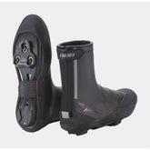 BBB RainFlex overshoes shoe covers, waterproof cycling protection, showing black waterproof fabric and reflective details.