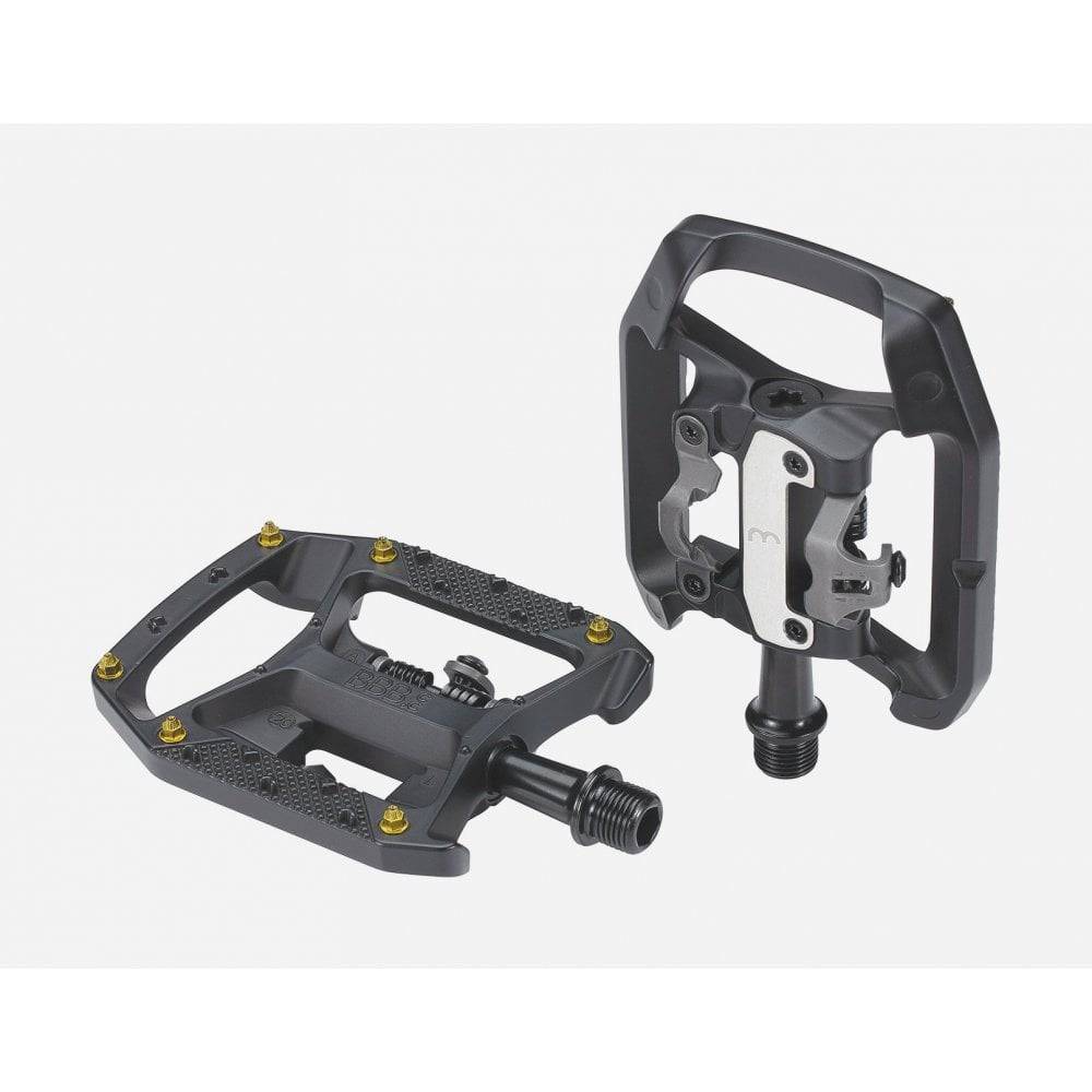 Black BBB BPD-62 DualChoice MTB pedals with clipless SPD and flat trail pedal design for mountain biking.