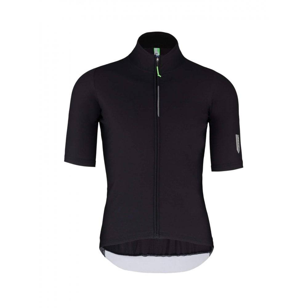 Q36.5 WoolF Short Sleeve Cycling Jersey showing breathable, moisture-wicking fabric and athletic fit for cyclists.