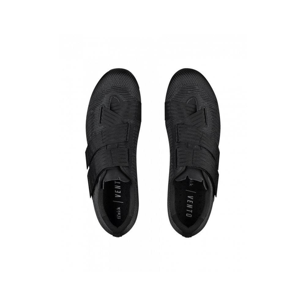 Fizik R2 Vento Aeroweave road cycling shoes with Powerstrap closure, lightweight and breathable cycling footwear for performance.