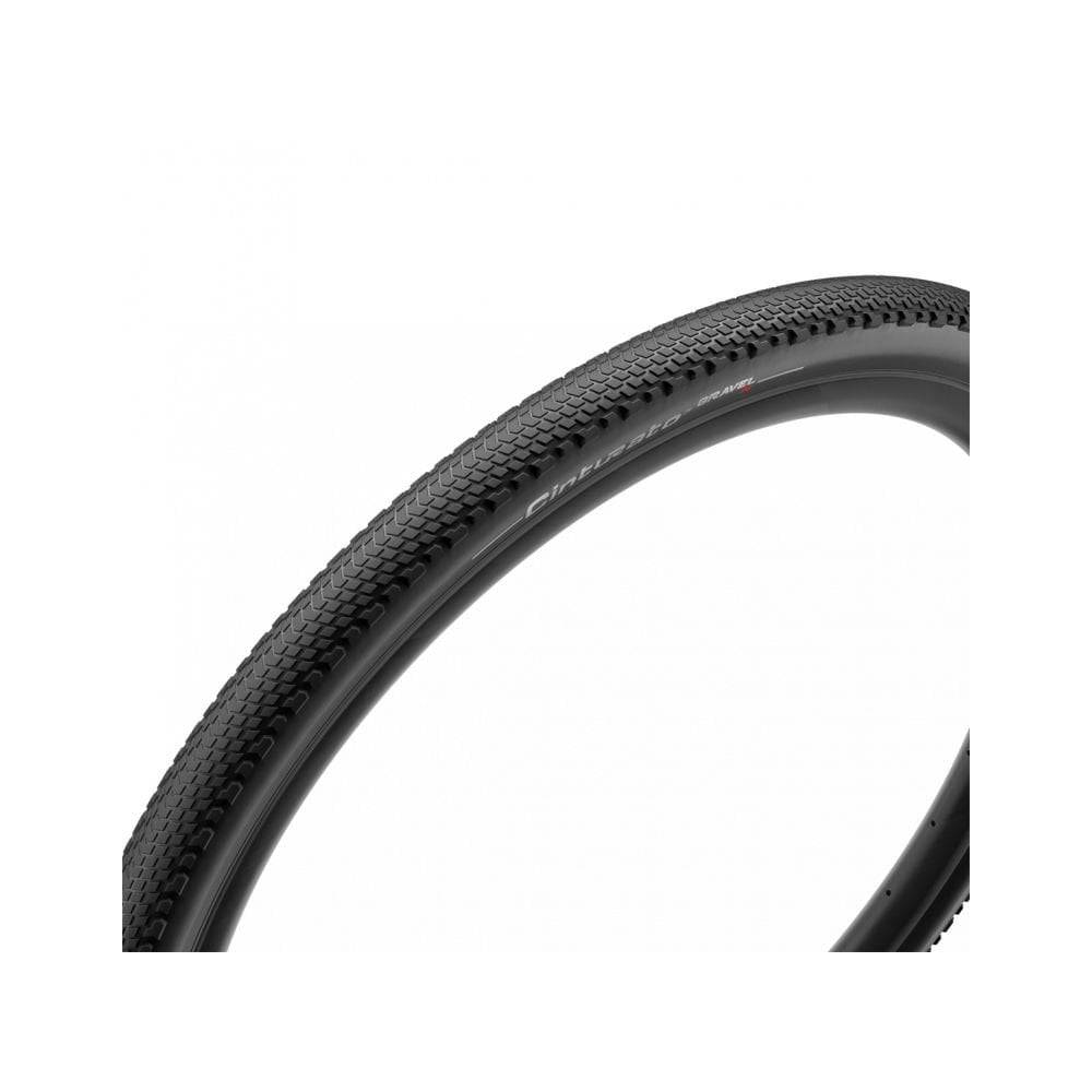 Pirelli Cinturato Gravel H tubeless ready tyre with SpeedGRIP compound for hard gravel terrain, close-up of tread and sidewall.