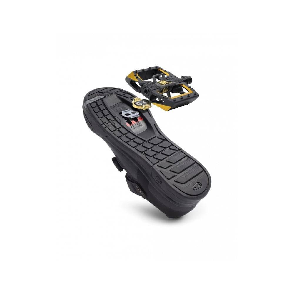 Crank Brothers Mallet Lace MTB shoes, breathable trail footwear designed for mountain biking, with lace-up closure and rugged sole.