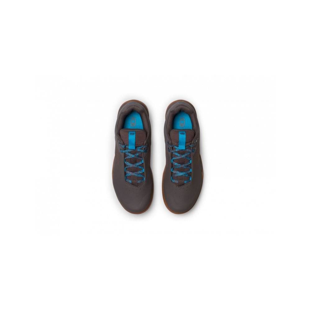 Crank Brothers Mallet Lace MTB shoes with breathable design and mountain bike pedal compatibility, ideal for trail riding.