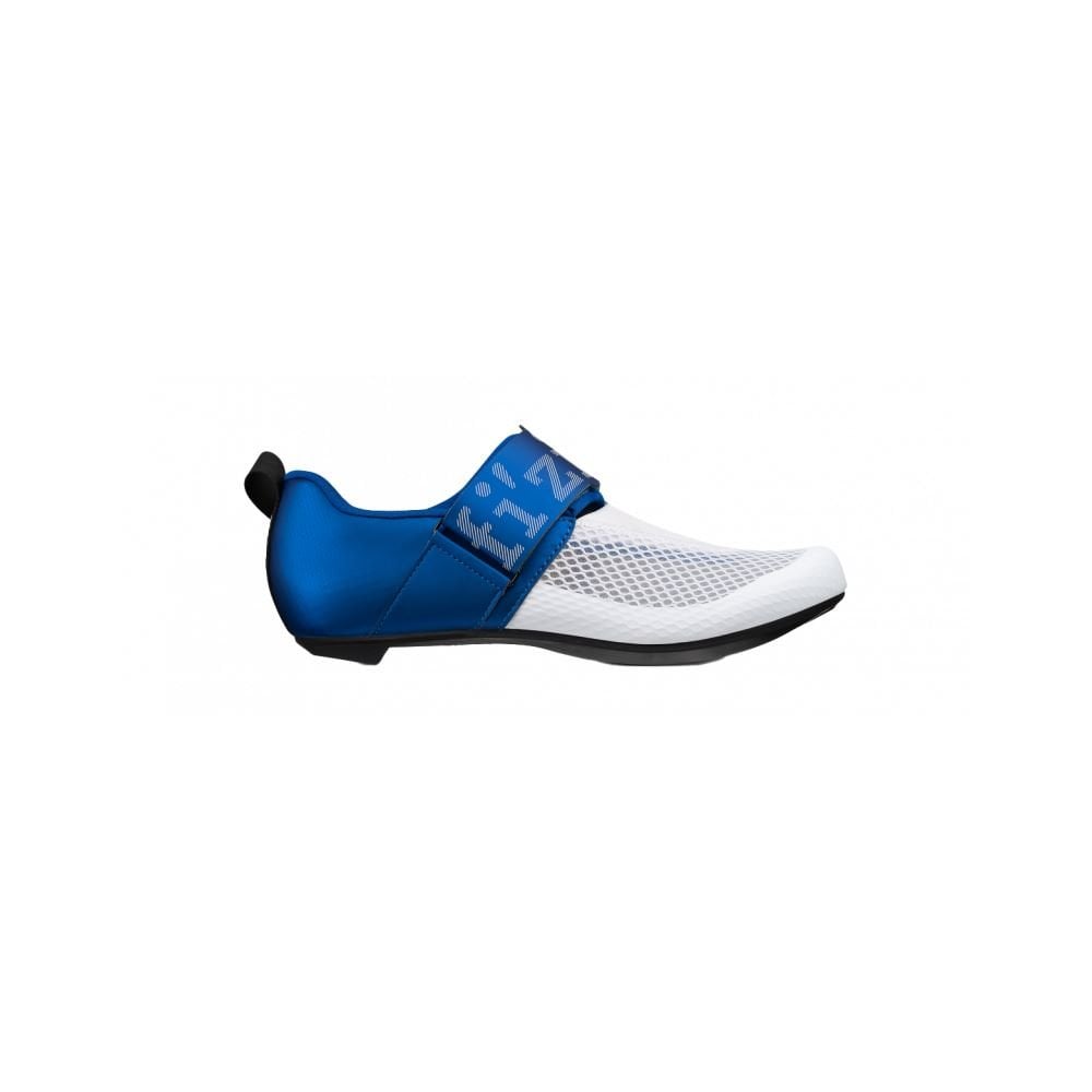 Fizik Transiro Hydra unisex road triathlon shoes with breathable mesh upper, lightweight cycling footwear for performance.