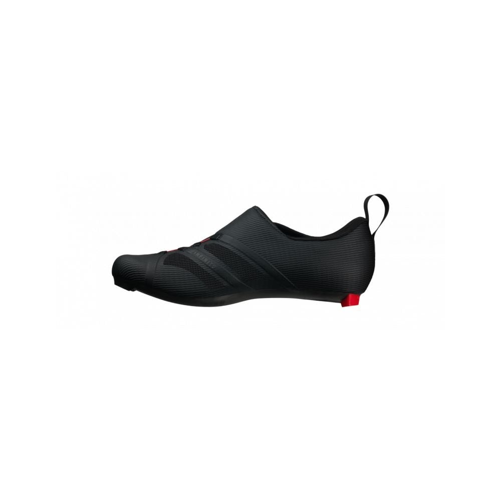 Fizik R3 Transiro road cycling shoes with carbon sole and BOA closure system, black and white, showing the sleek design and closure details.