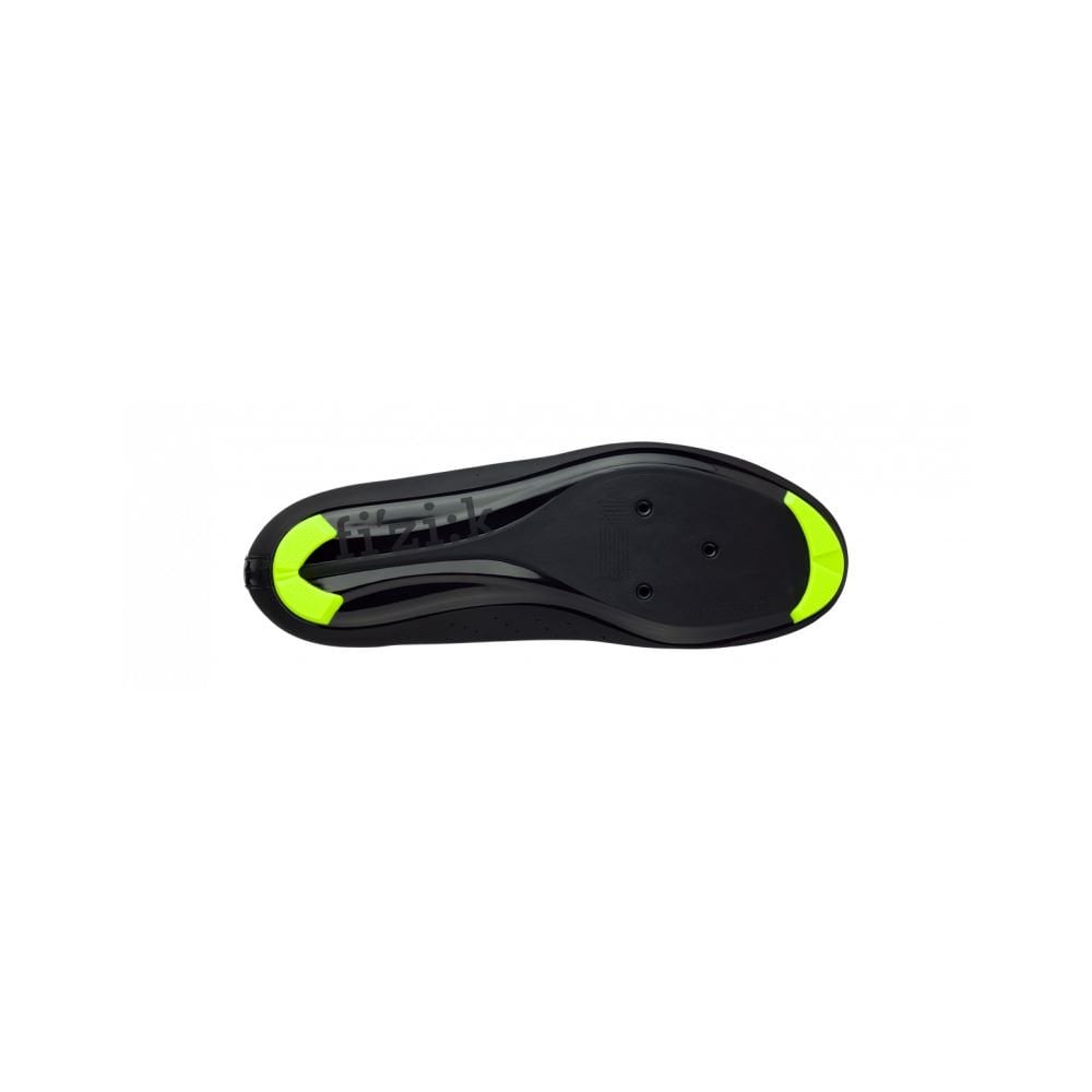 Fizik R5 Tempo Overcurve road cycling shoes with BOA IP1 dial and Velcro strap, featuring sleek black design and breathable mesh.