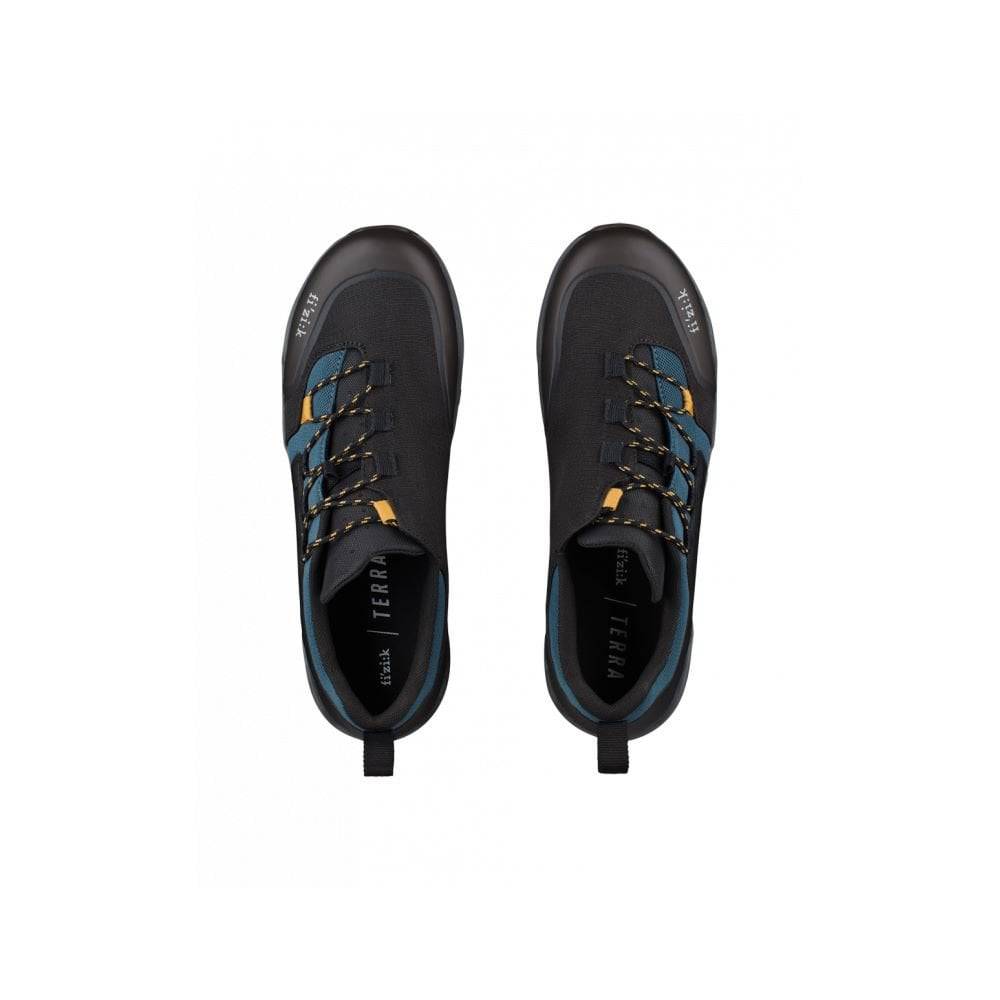 Fizik X2 Terra MTB shoes for mountain biking, durable trail footwear with rugged soles and secure fit for off-road cycling.