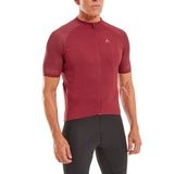 Altura Endurance men's cycling jersey with short sleeves, 6 pockets, reflective details, made for comfortable bike rides.