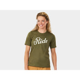 Trek Evoke women's mountain bike tech tee jersey, breathable cycling shirt with quick-drying fabric and mountain biking design.
