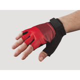 Trek Circuit Twin Gel unisex cycling gloves with padded gel foam for comfort, shown in a close-up image.